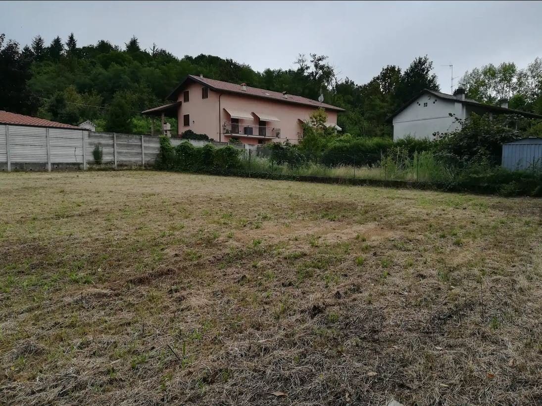 AREA EDIFICABILE in VENDITA a MONCRIVELLO