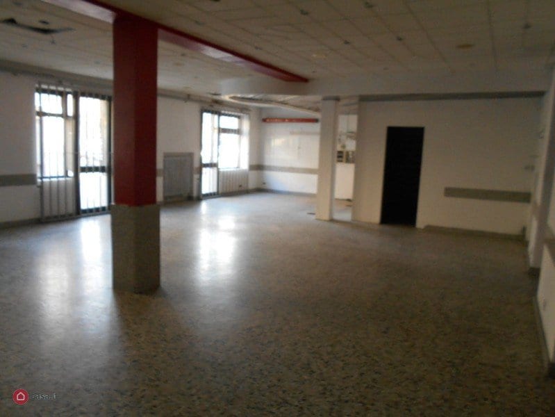 IMMOBILE COMMERCIALE in AFFITTO a CIGLIANO