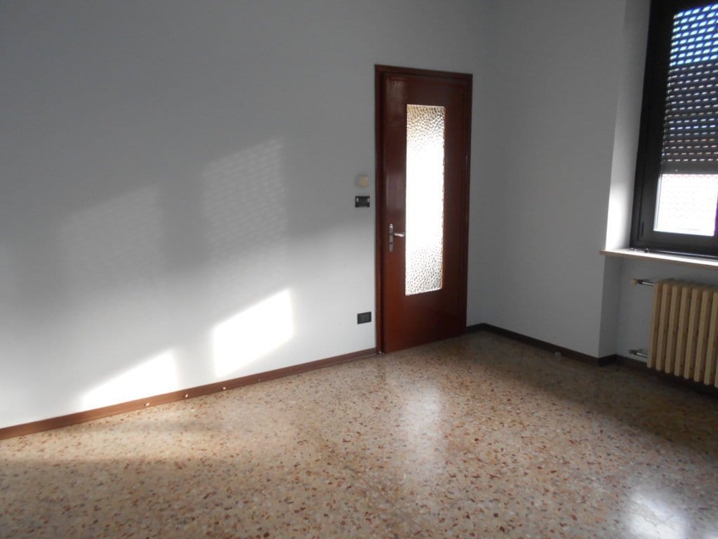 IMMOBILE COMMERCIALE in VENDITA a CIGLIANO