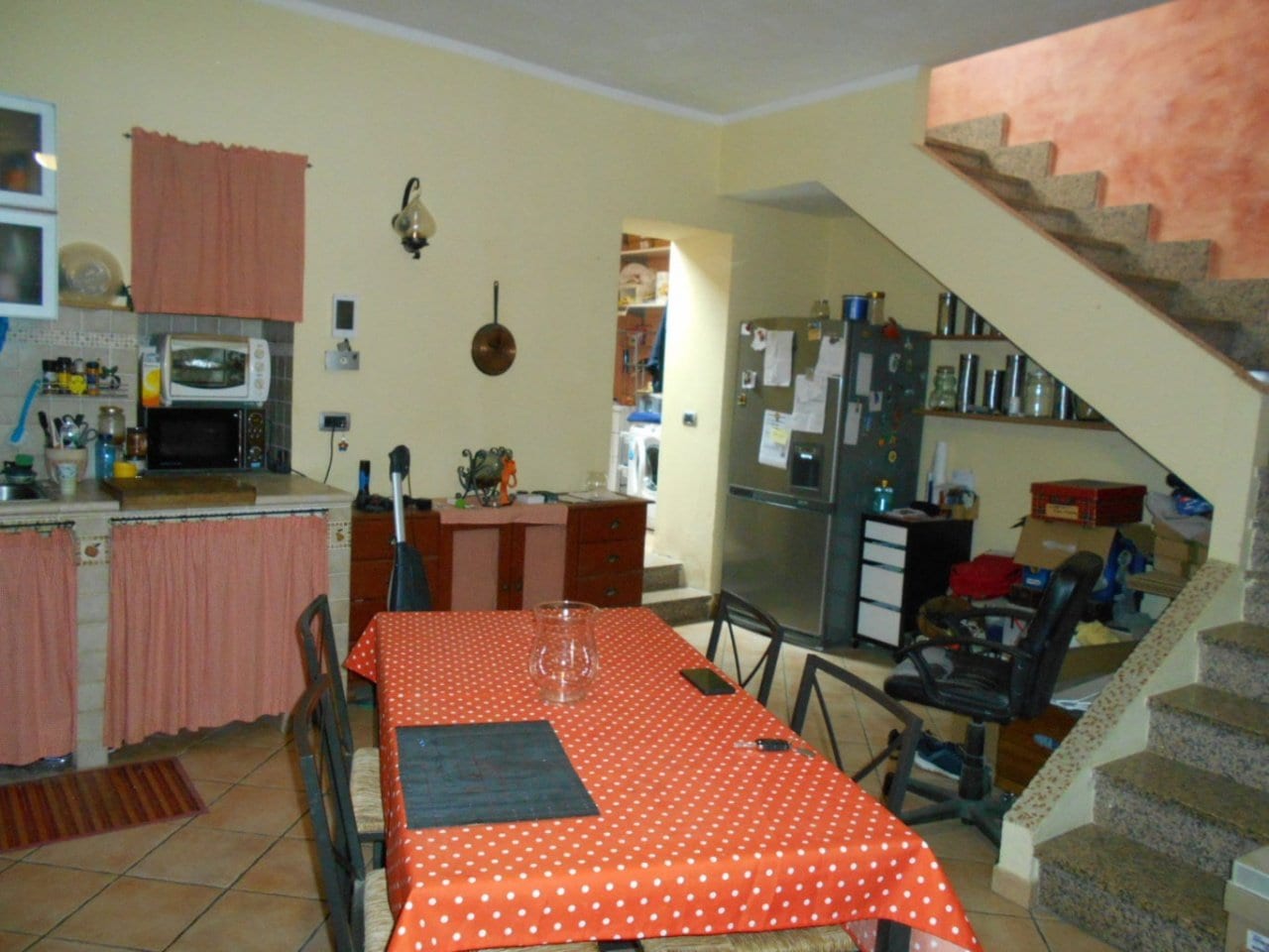 VILLA A SCHIERA in VENDITA a MAGLIONE