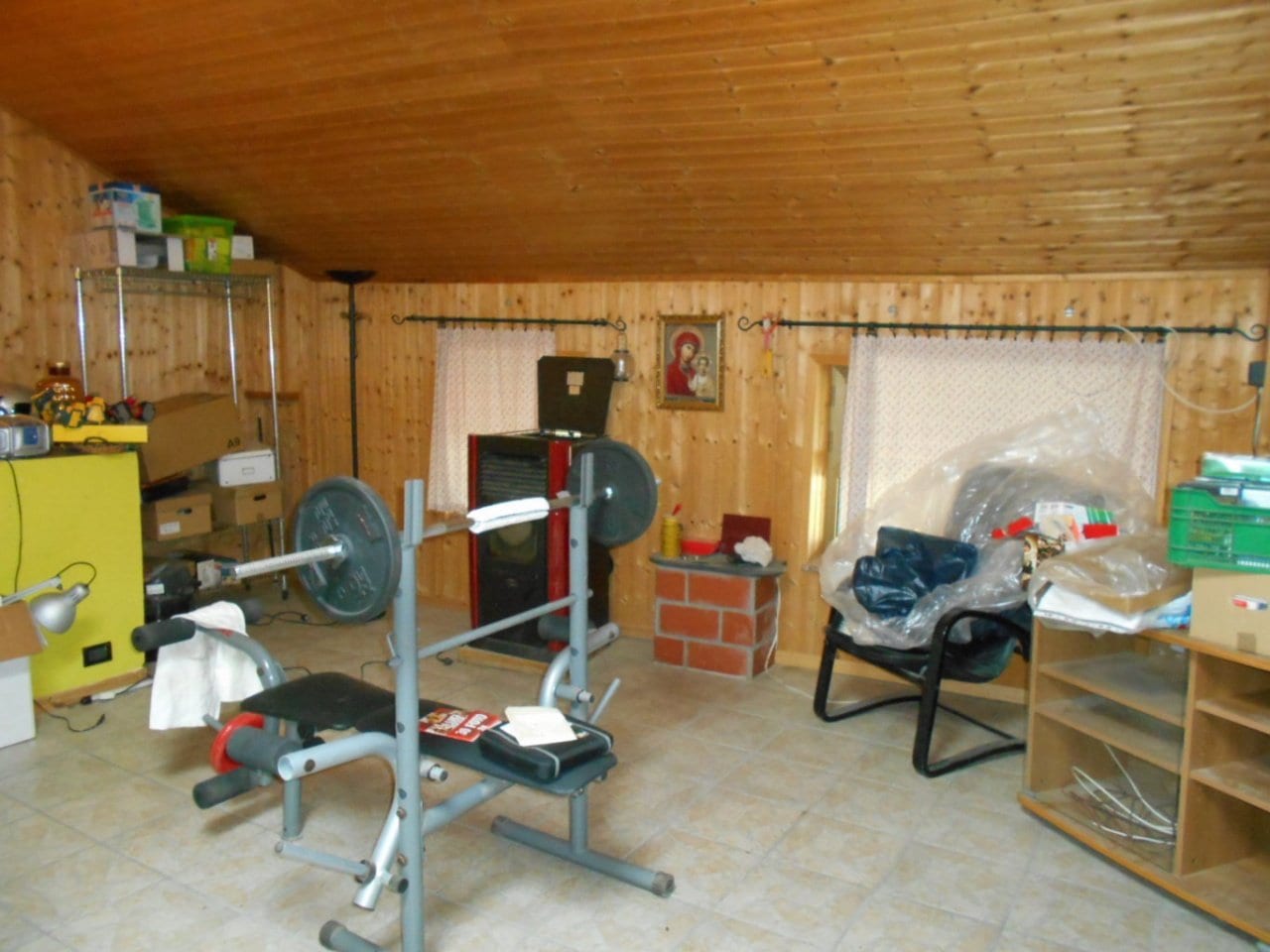 VILLA A SCHIERA in VENDITA a MAGLIONE