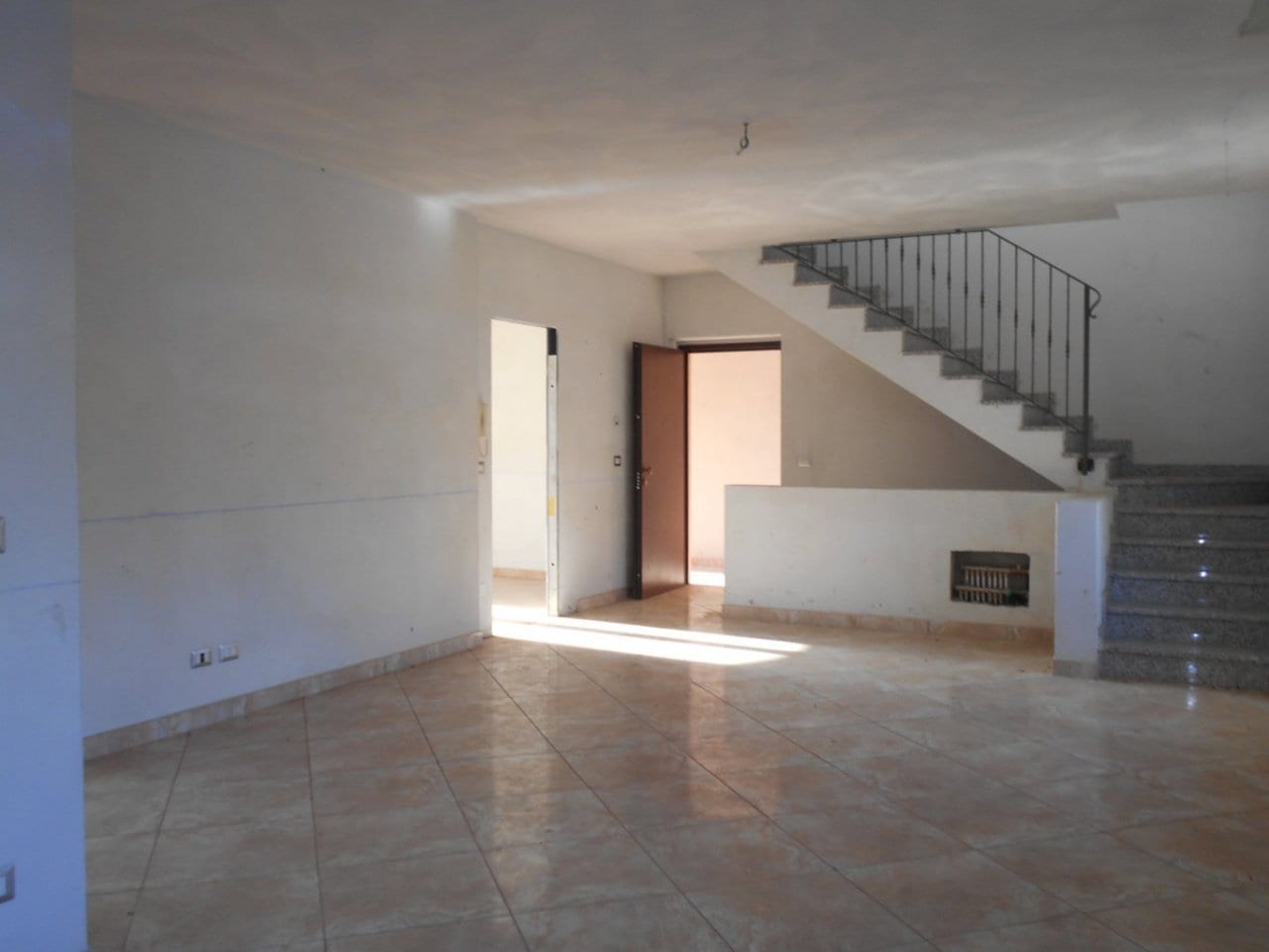 VILLA A SCHIERA in VENDITA a MONCRIVELLO