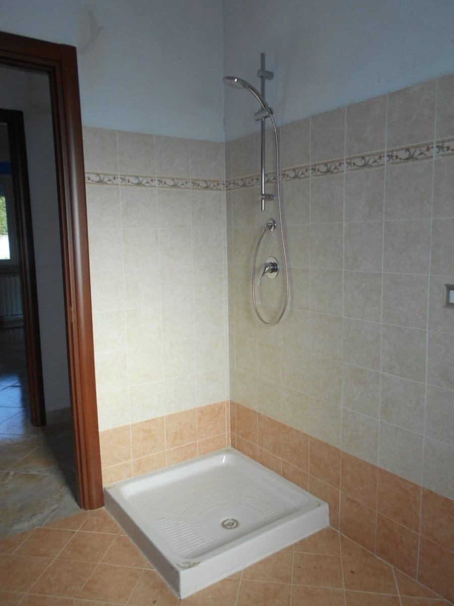VILLA A SCHIERA in VENDITA a MONCRIVELLO