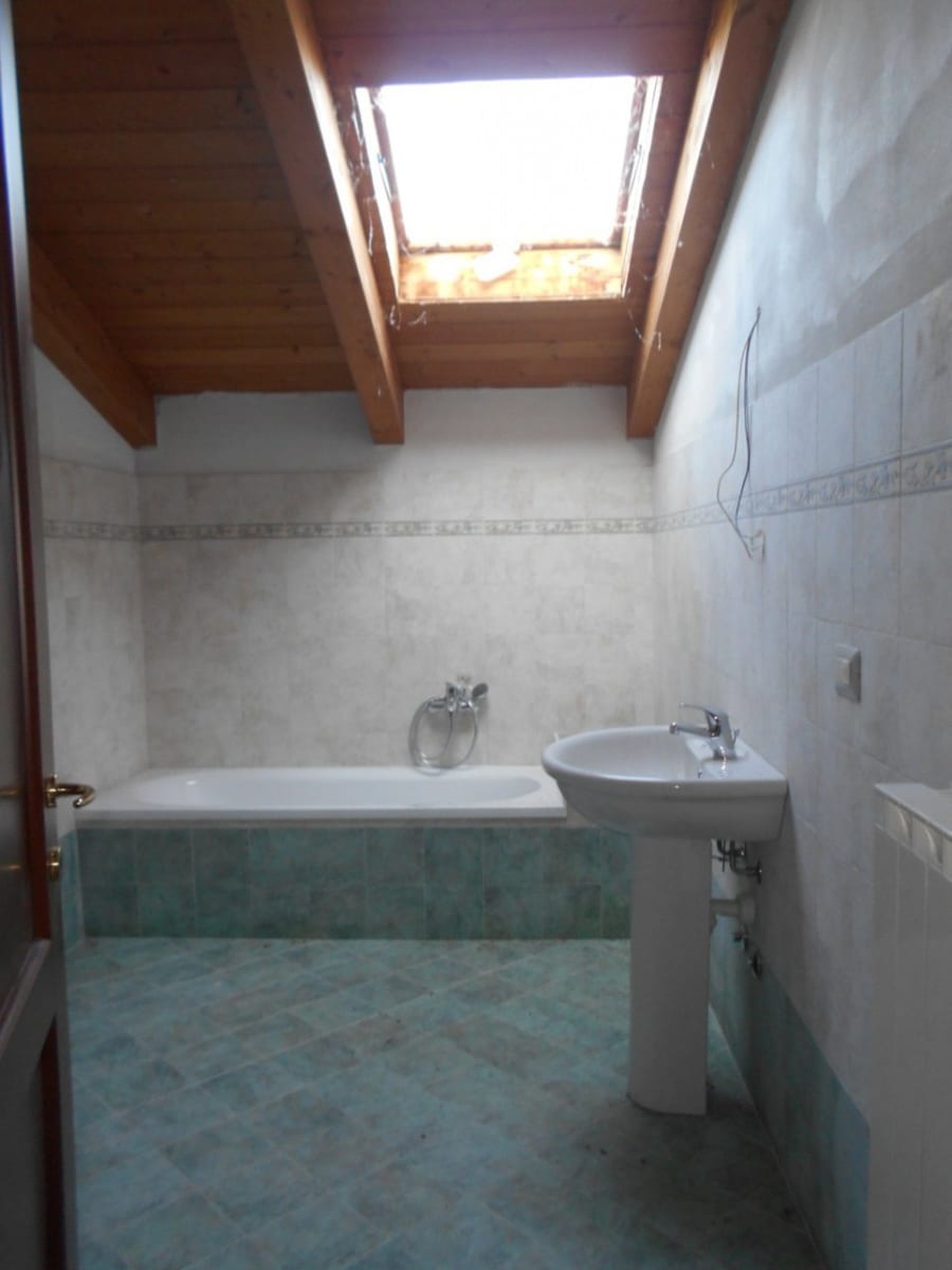 VILLA A SCHIERA in VENDITA a MONCRIVELLO