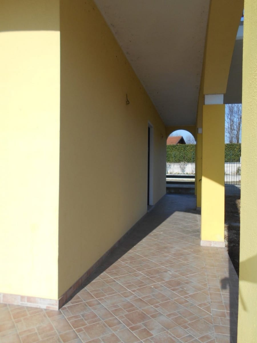 VILLA A SCHIERA in VENDITA a MONCRIVELLO