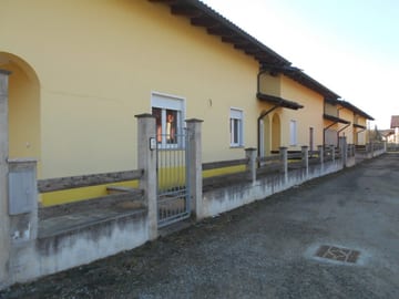 cerca MONCRIVELLO VILLA A SCHIERA VENDITA