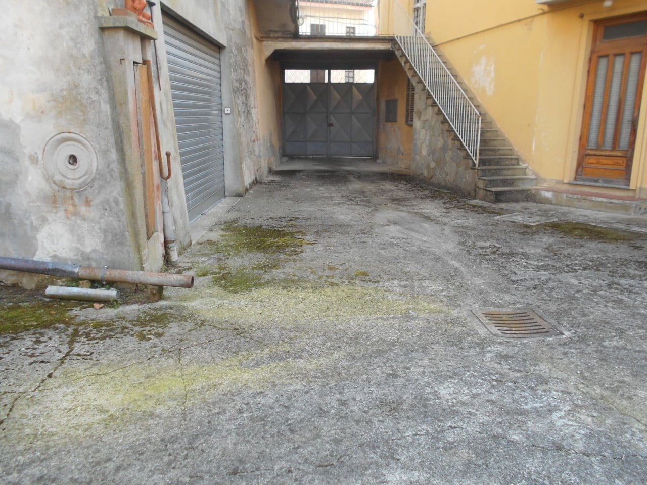 PALAZZO in VENDITA a MONCRIVELLO