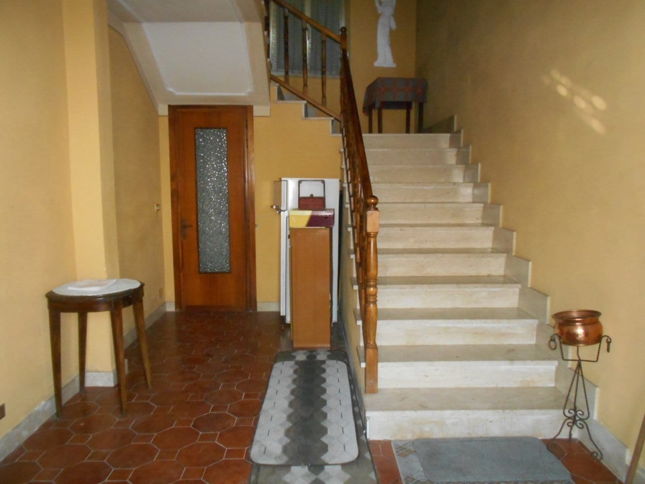PALAZZO in VENDITA a MONCRIVELLO