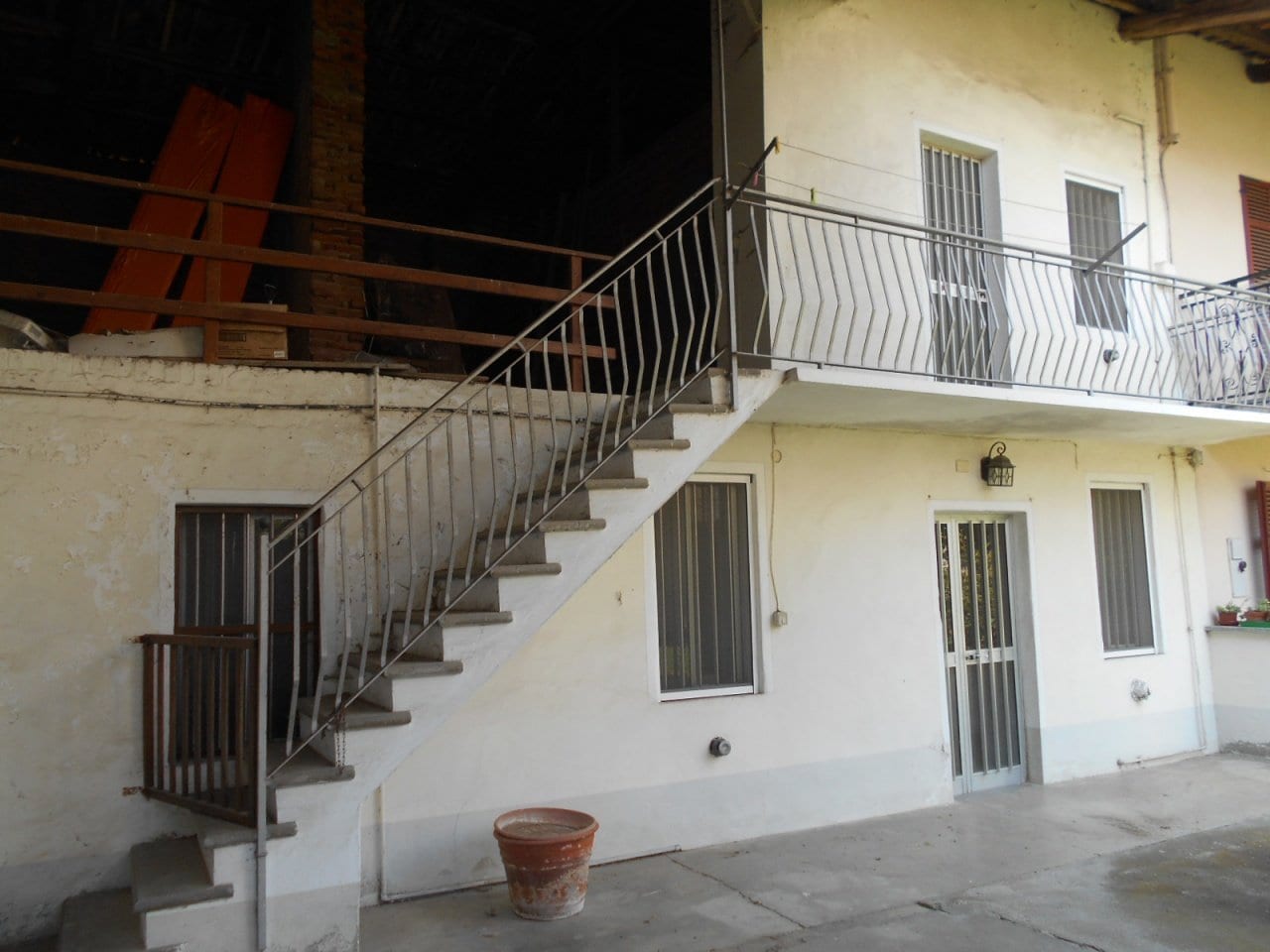 CASA SEMI INDIPENDENTE in VENDITA a MONCRIVELLO
