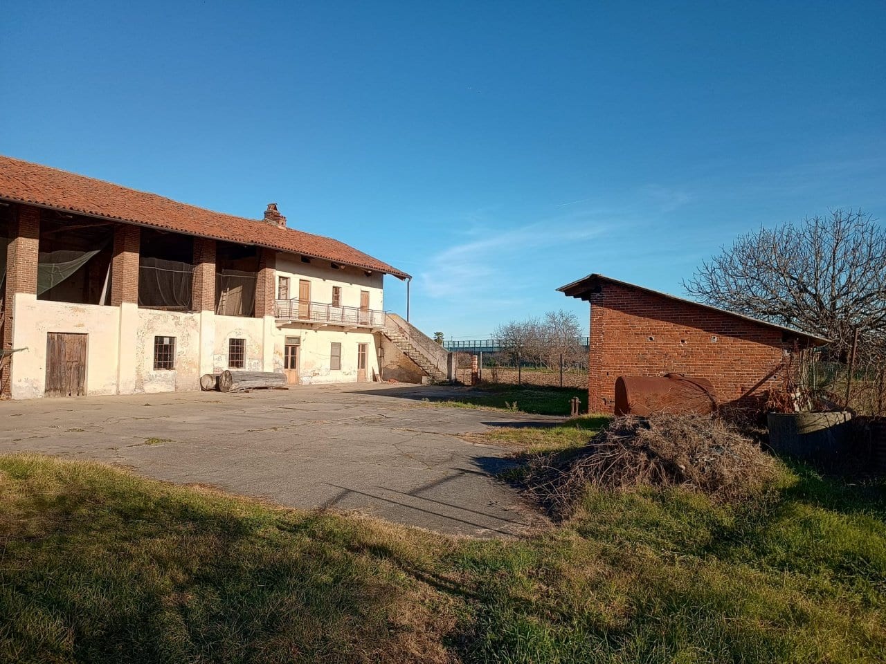 CASCINA in VENDITA a CIGLIANO