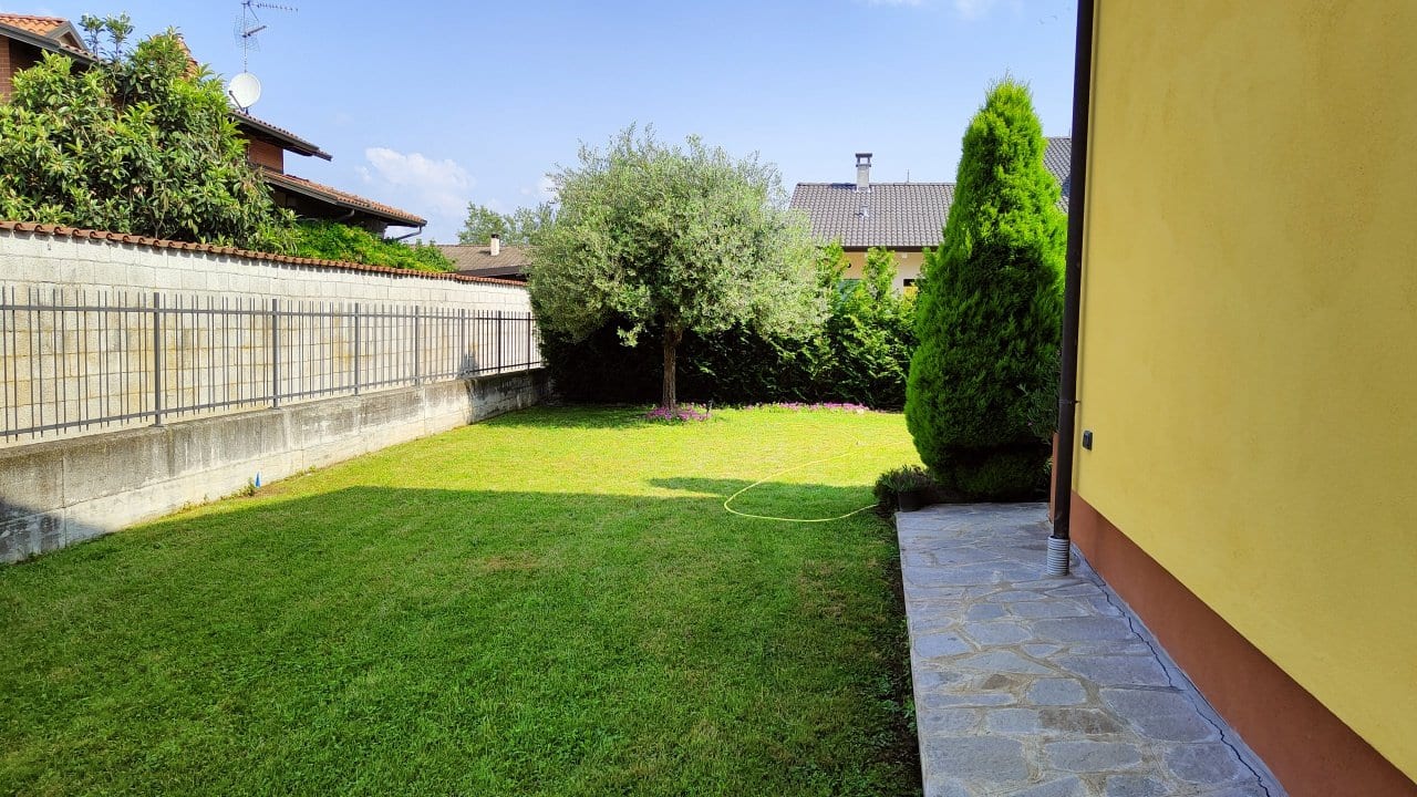 VILLA in VENDITA a LIVORNO FERRARIS