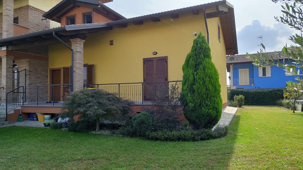 VILLA in VENDITA a LIVORNO FERRARIS