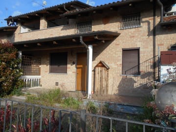 cerca BORGO D'ALE VILLA A SCHIERA VENDITA