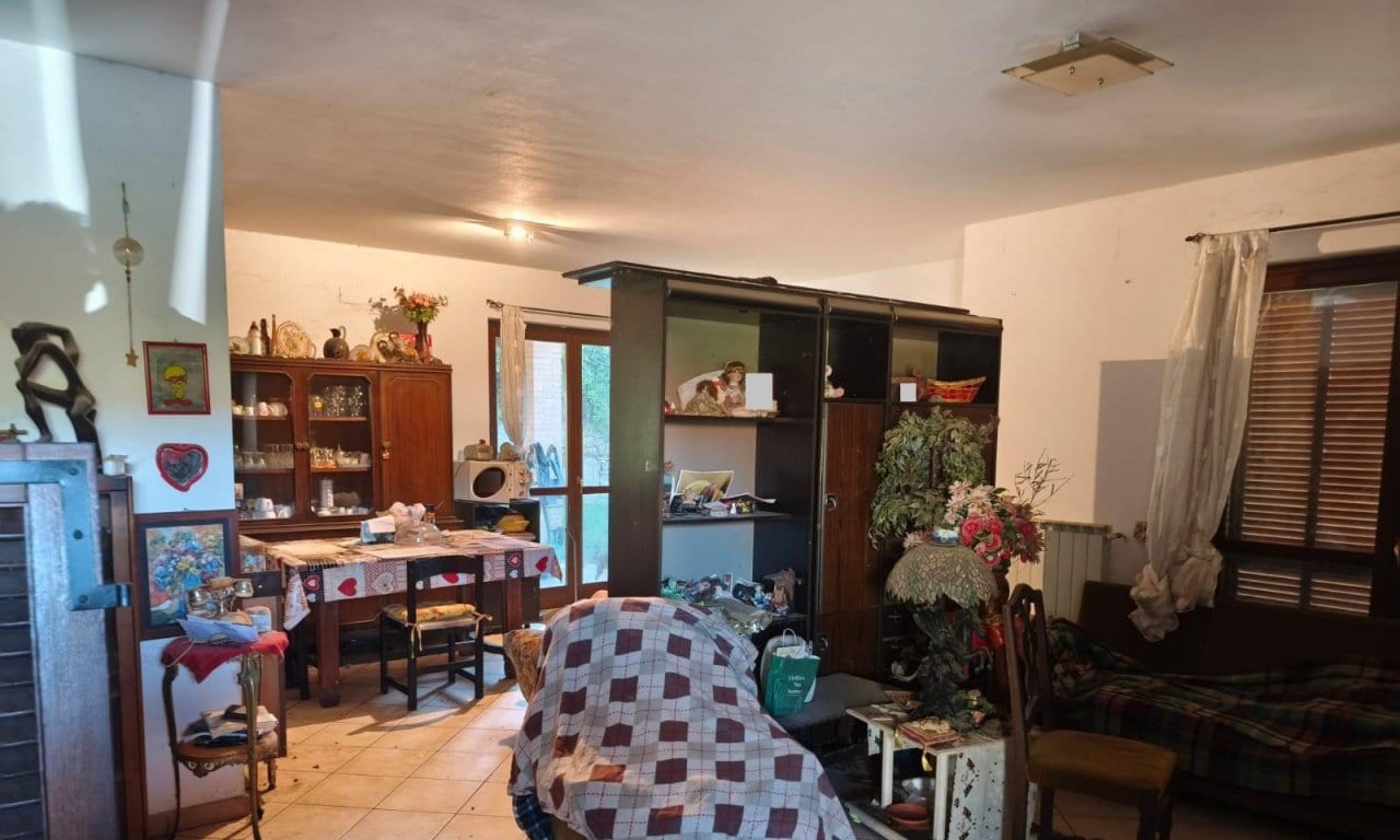 VILLA A SCHIERA in VENDITA a ROPPOLO