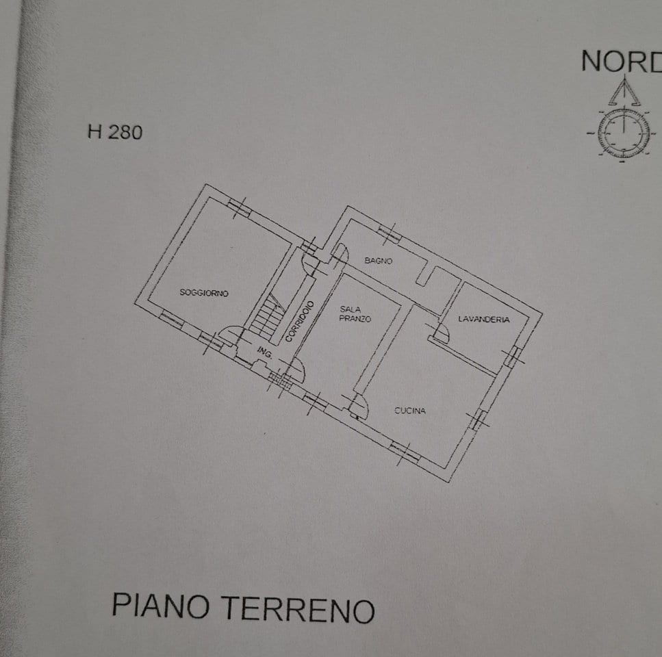 CASA INDIPENDENTE in VENDITA a BIANZÈ