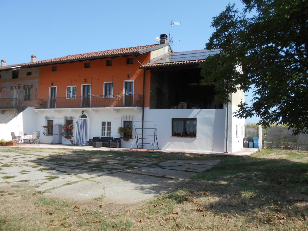 CASA INDIPENDENTE in VENDITA a BIANZÈ