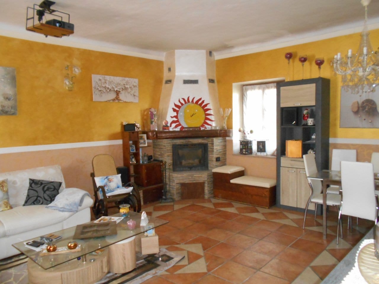 CASA INDIPENDENTE in VENDITA a BIANZÈ