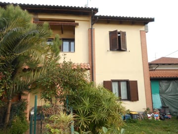 cerca CIGLIANO VILLA A SCHIERA VENDITA